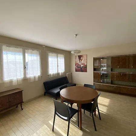 Apartment Lumineux A Canet-plage, 2 Chambres, Proche De La - Fr-1-750-84
