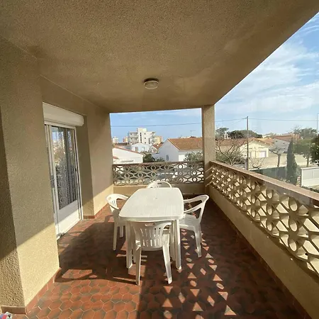 Lumineux A Canet-plage, 2 Chambres, Proche De La - Fr-1-750-84 Apartment
